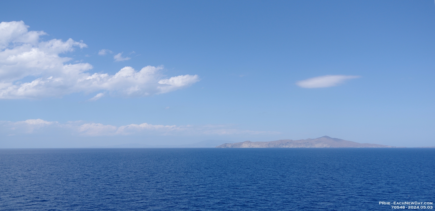 70548RoCrLeUsm - Footsteps of Paul - On the Celesteyal Discovery, on the way to Mykonos